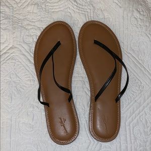 Brand new universal thread flip flops